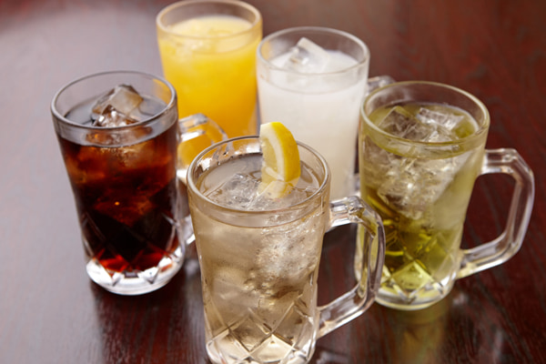チャットレディが札幌でもお仕事中に飲み物を飲むのはどのタイミング！？