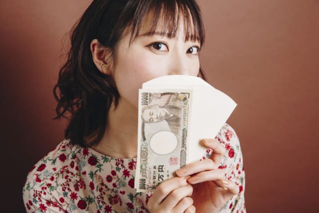 チャットレディならたった週２日の出勤で月収２０万円くらい稼ぐことも可能なんです😳👍✨
なので副業から本業へシフトする方も多いです💓

気になった方は是非一度お問合せくださいね😘
↓
@chancesapporochatlady
https://bit.ly/3oQLvzC
TEL：0120-418-777

#チャンス札幌 #CHANCE #チャットレディ #チャトレ #すすきの #札幌駅 #大通り #メイク #盛れる #詐欺メイク #18歳以上 #ノルマ無し #ボーナスあり #高収入 #日払い #スキマ時間 #稼げる副業 #在宅 #リモート #稼げる #未経験者歓迎 #ママさん歓迎 #女性スタッフ対応 #コロナ対策 #chatlady #livechat #online #副業女子 #高収入副業 #本業より稼げる副業